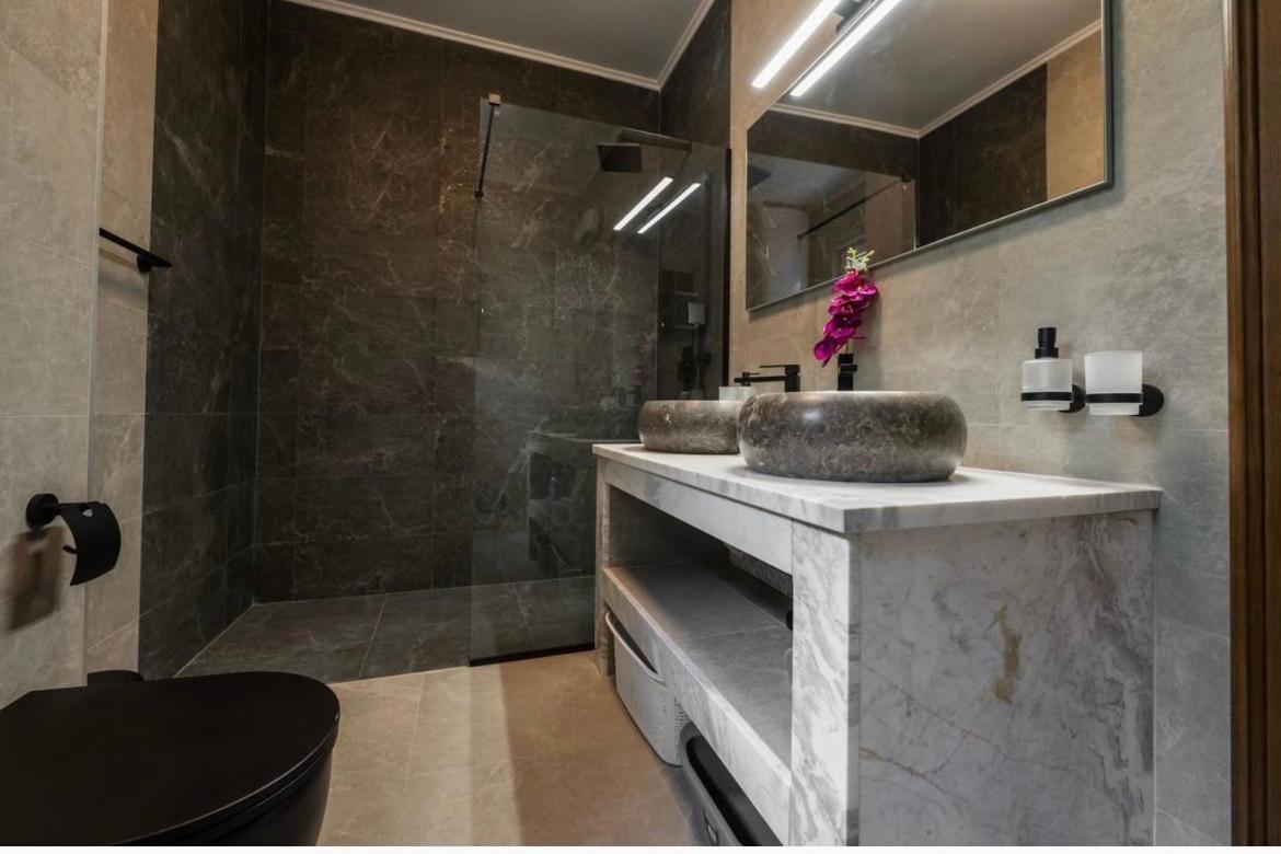 Luxury Apartment Vasilisa Kotor Exteriér fotografie